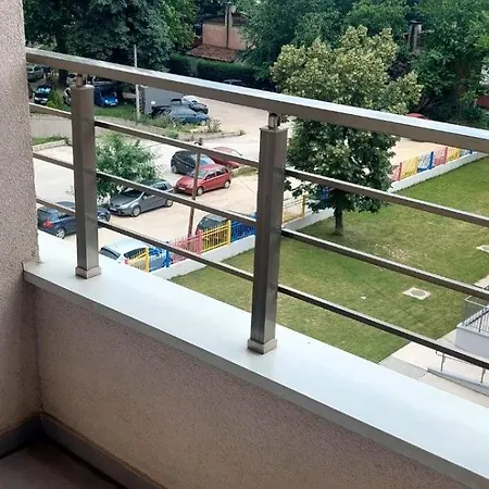 Apartment Grki's *